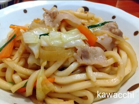 豚バラでホルモン焼きうどん風 焼きうどん